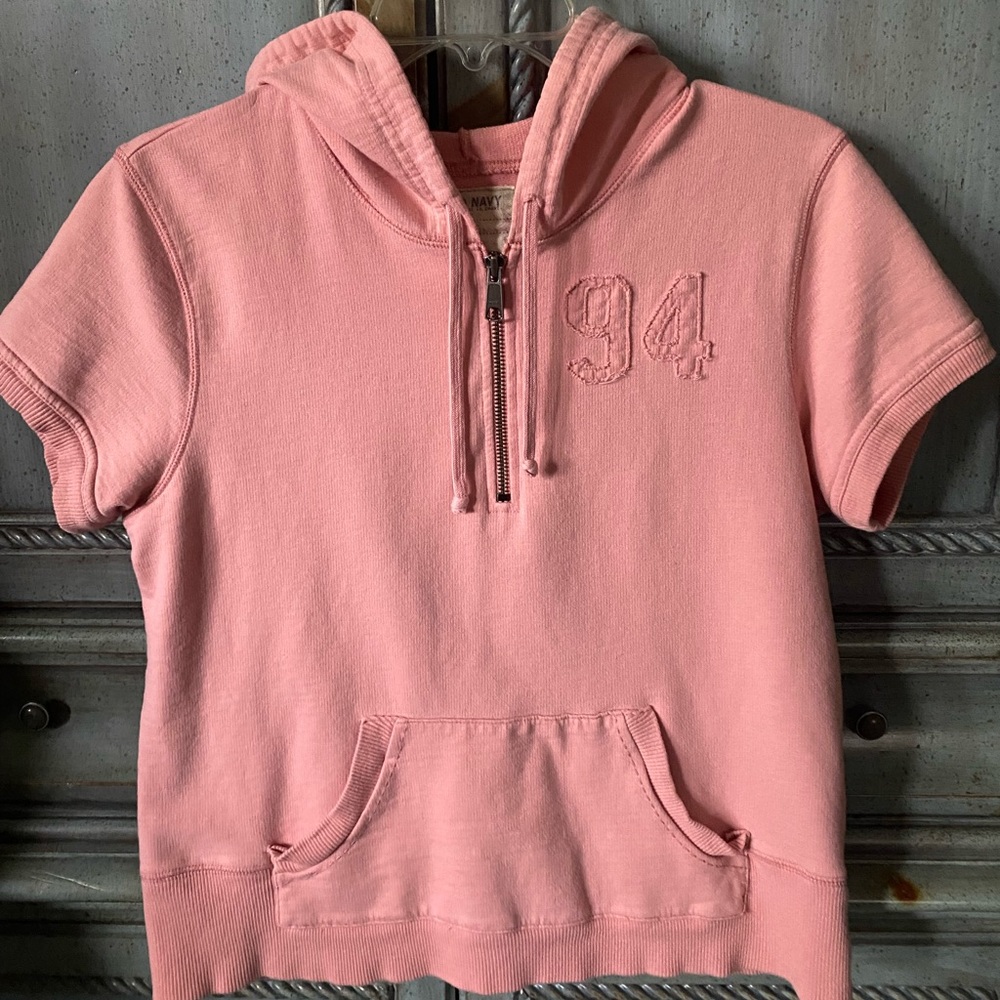 Pink  100% cotton short-sleeve  “94” Hoodie with Front Pockets